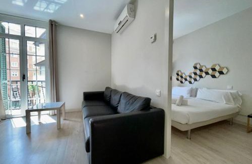 El Putget i Farro Apartment | BarcelonaForRent Urban Town Suites