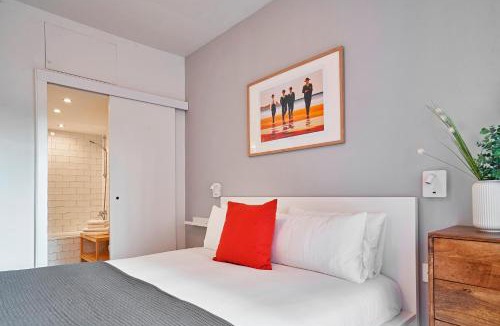 el Fort Pienc Apartment | Love Local Life Near Sagrada Familia by MyRentalHost