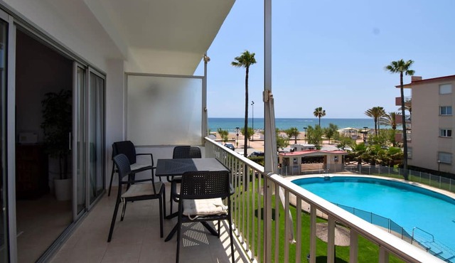 Ref: 278 Beach apartment with pool and parking