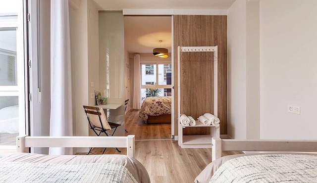 Elegant apartment ideal for families at 15min from Alhambra. 3 bathrooms, optional parking.