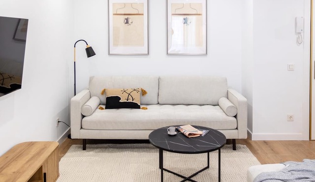 Apartment + Office room in Retiro, Madrid