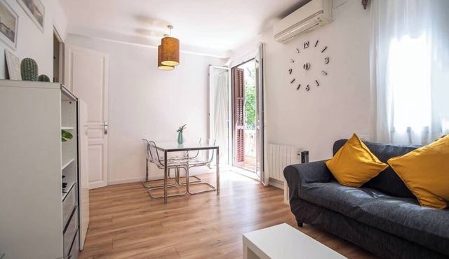 P2VIIV1042 - Modern & Cozy Apartment Poble Sec