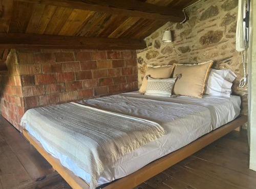 Can Cirili Rustic Romantic apartment for couples or family events